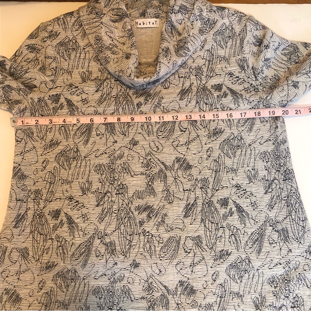 Habitat a-line tunic with relaxed cowl neck abstract print size small - Picture 5 of 8